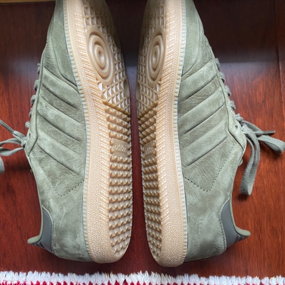 adidas Samba Shoes in Olive and Gum - Picture 12 of 16